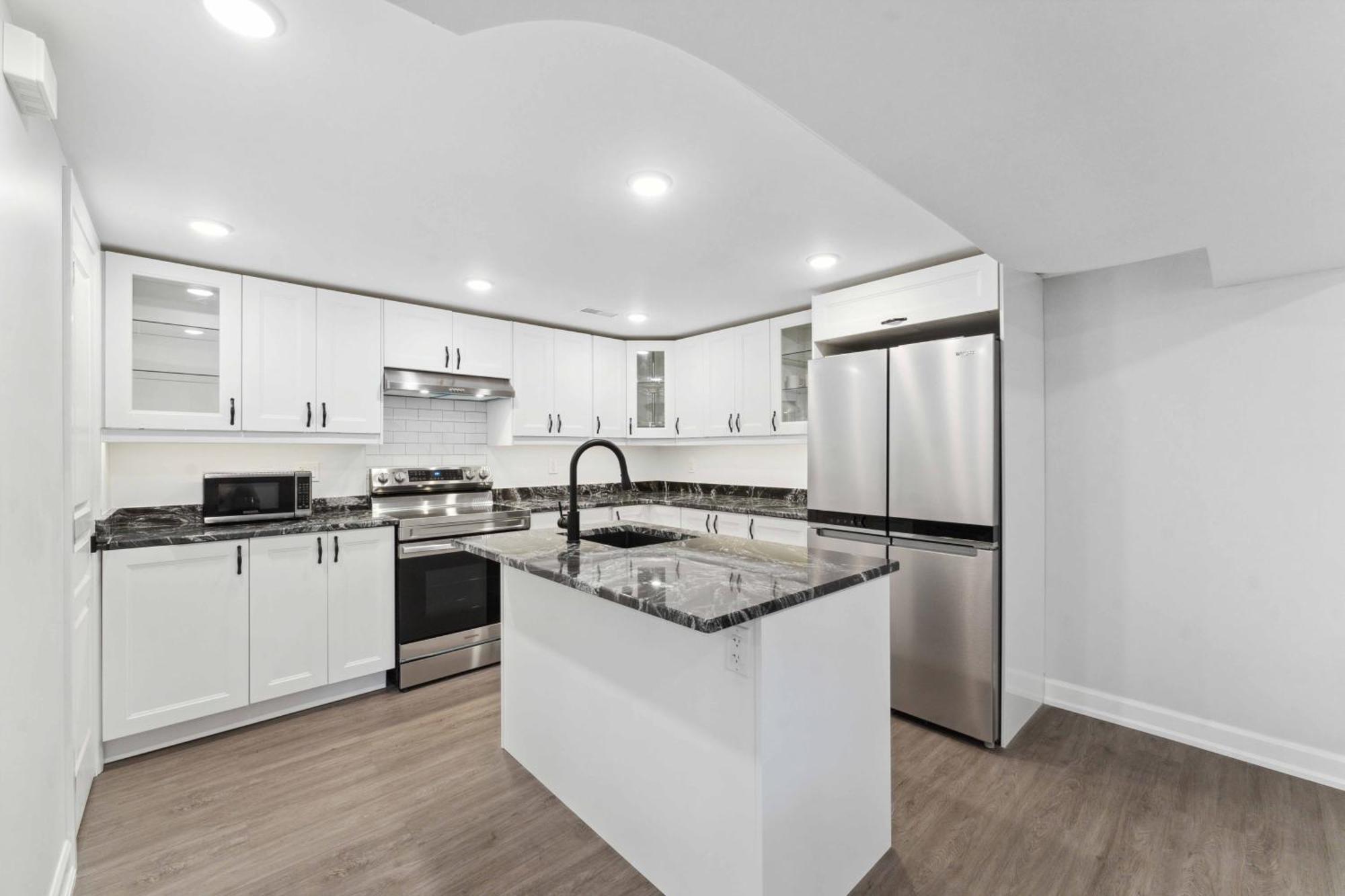 Modern 3Br Suites Ottawa Exterior photo